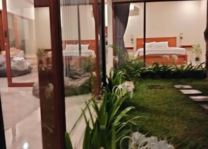 Villa Sari Padi *
