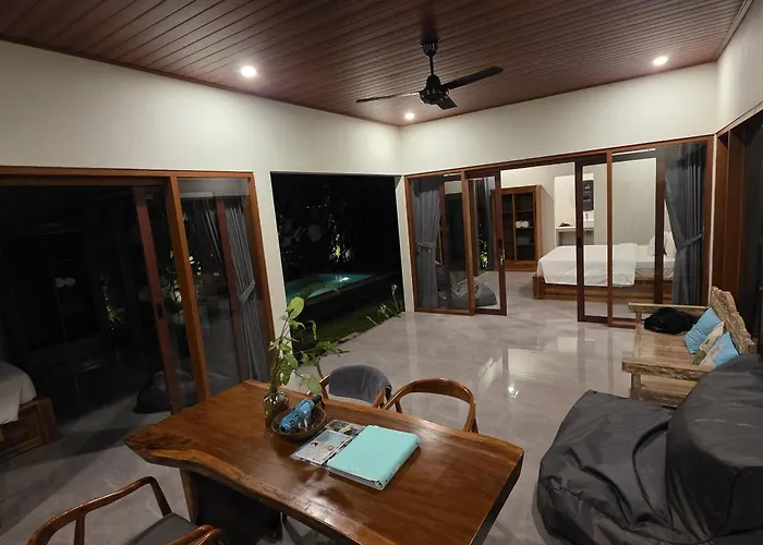 Villa Sari Padi *